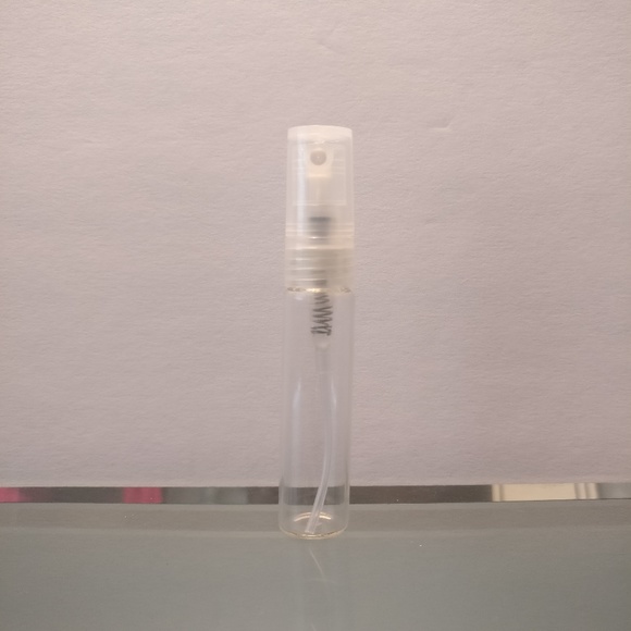 🍊Oscar De La Renta Rosamor 5mL EDT Sample Vial🌲 - Picture 5 of 8